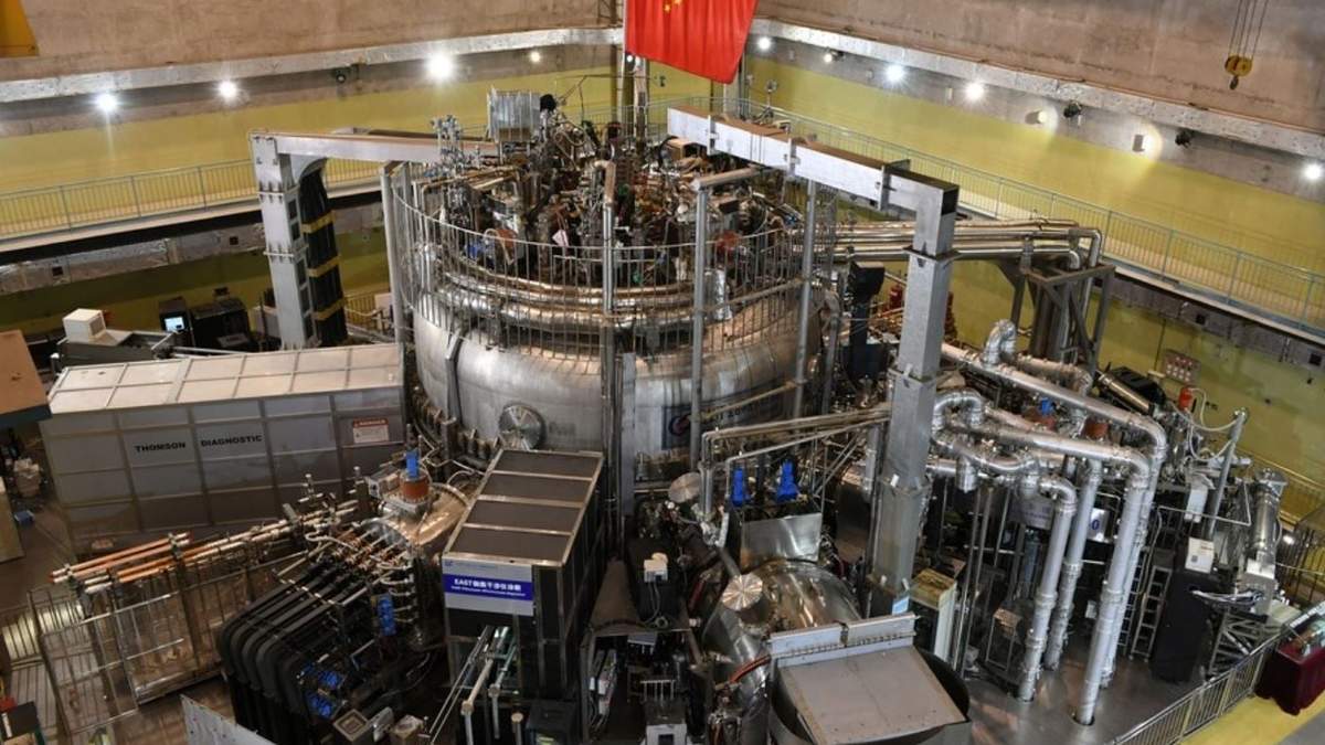 Instalaciones del Experimental Advanced Superconducting Tokamak (EAST) de China
·