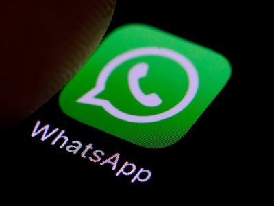 Con dificultades en algunas funciones se reestablecen WhatsApp, Facebook e Instagram