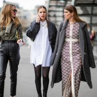 La tela favorita de las abuelas que regresa con todo y promete elevar nuestros looks en otoño-invierno