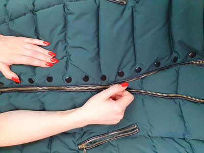 No vas a llevar nunca más tu campera inflable a la tintorería, con este trucazo de los expertos tintoreros para dejarla como nueva