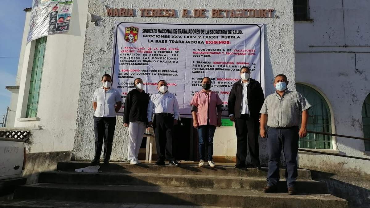 Paro de labores del sector salud en Puebla