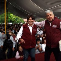 Peña 'compró” a Vázquez Mota en 2012, acusa López Obrador