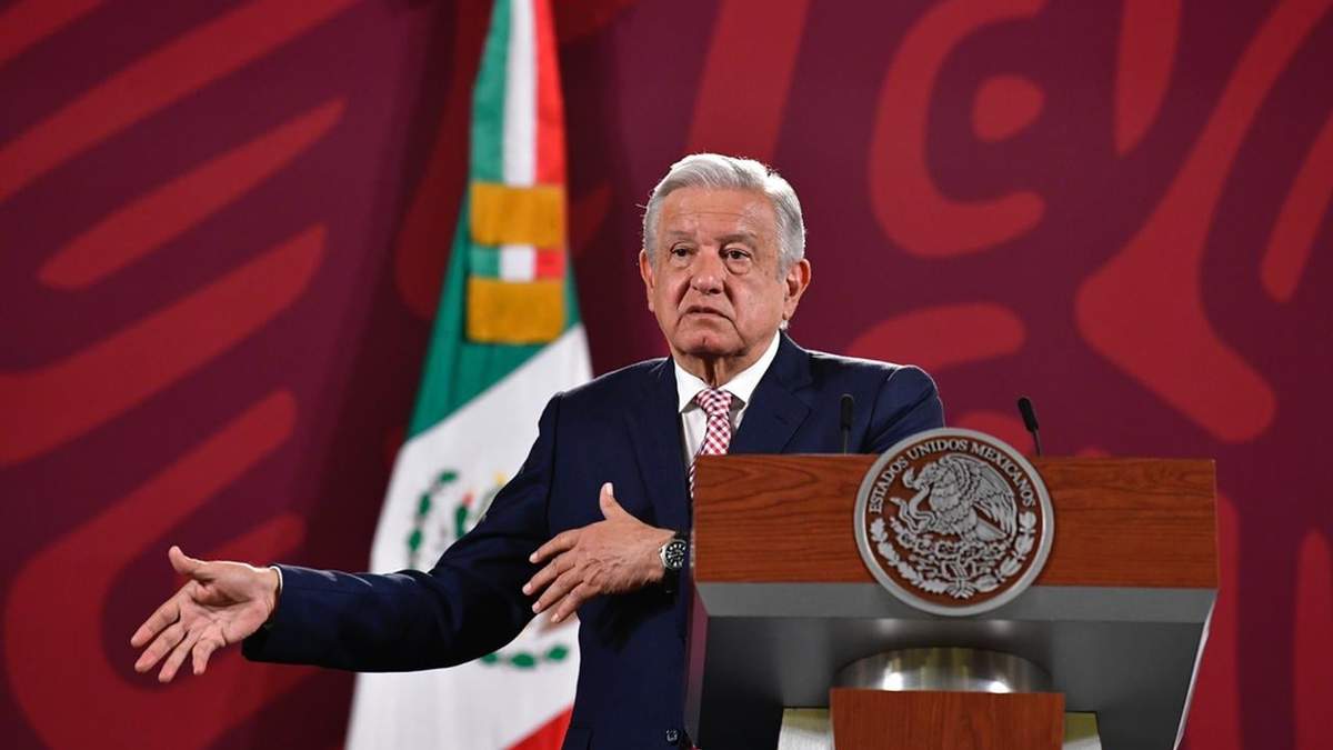 El presidente durante su conferencia matutina en Palacio Nacional