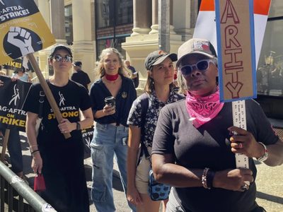 Trabajadores de Hollywood recurren a fondos benéficos para sobrevivir durante la huelga