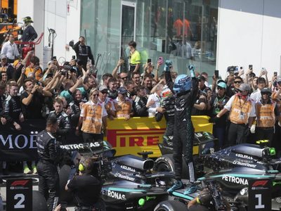 George Russell, de Mercedes, gana el GP de Canadá; es su primera victoria de la temporada en F1