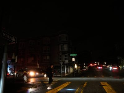 Restablecen servicio eléctrico para la mayoría de afectados en San Francisco tras apagón masivo