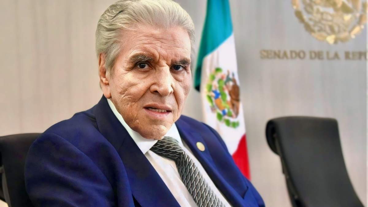 El líder de la CTM, Carlos Aceves del Olmo