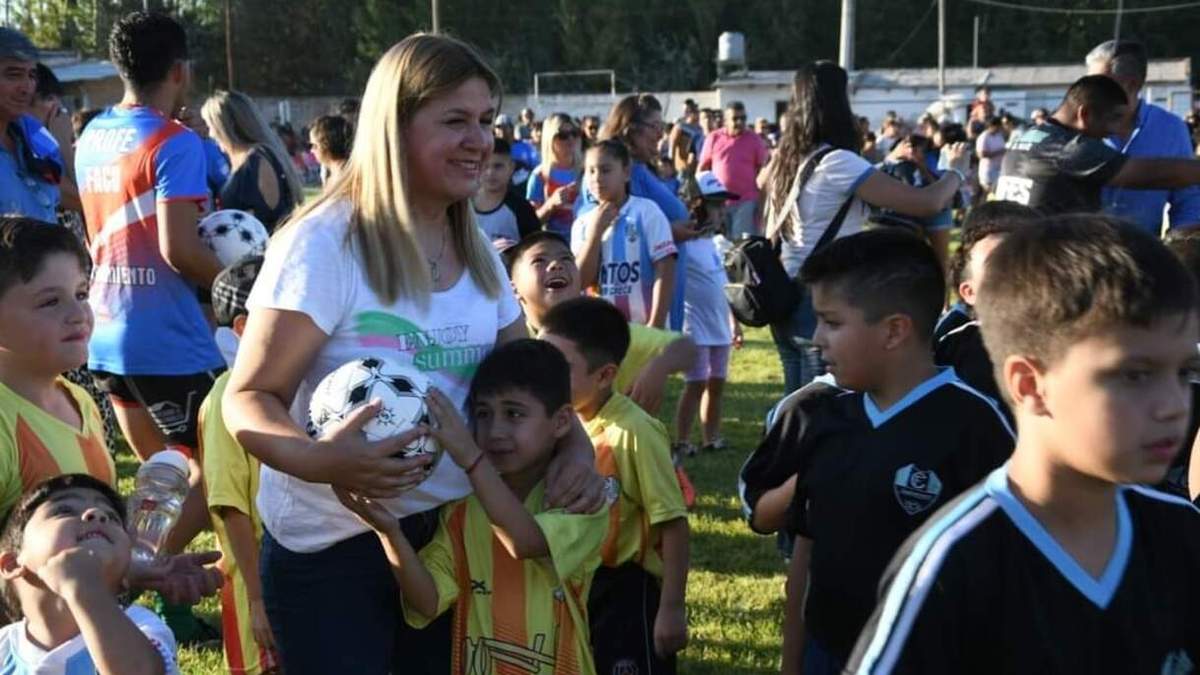 Gloria Ruiz, intendenta de Plottier. Fuente (Facebook)