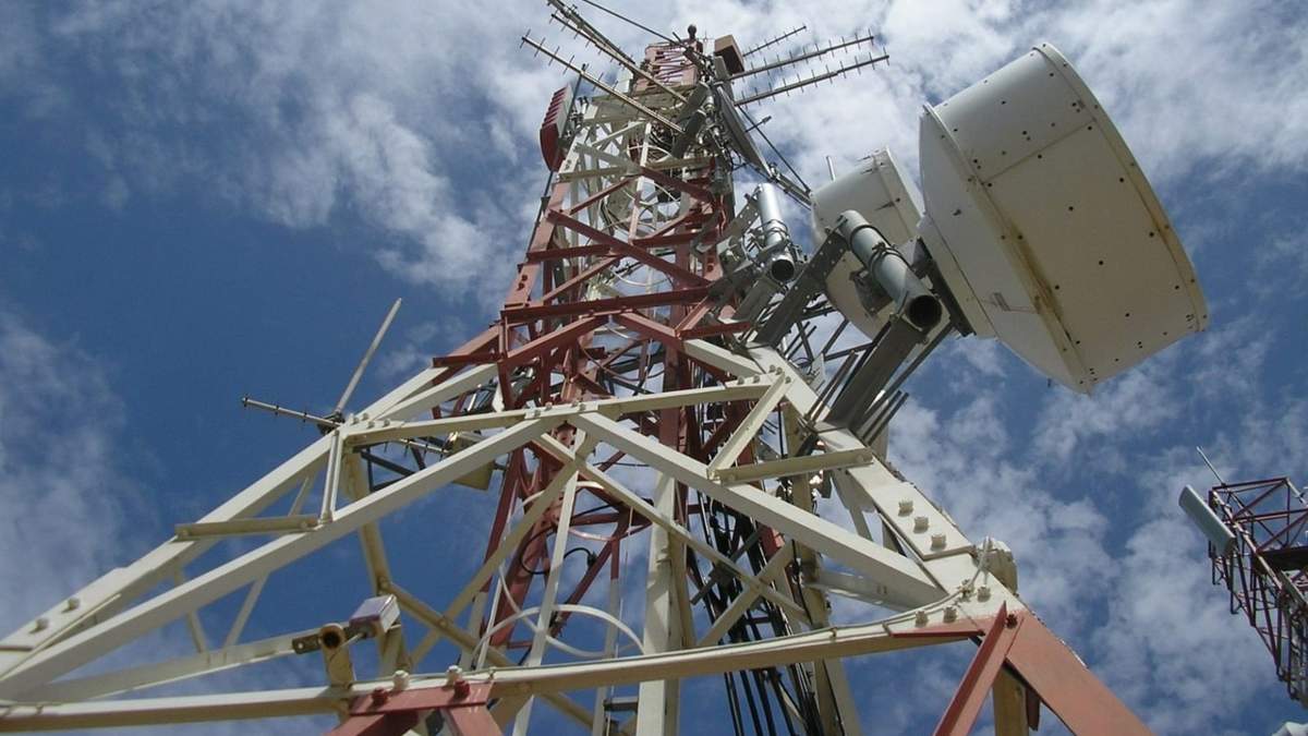 Antena de telecomunicaciones. Fuente: (Twitter)