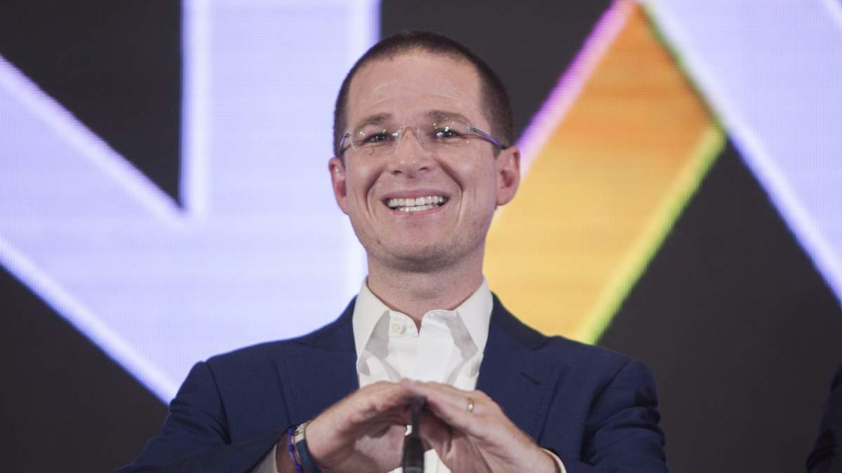 El político es acusado de recibir sobornos para avalar la reforma energética