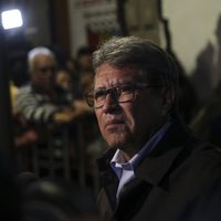 Ricardo Monreal pide sumar esfuerzos para lograr la paz tras asesinato de cuñado y sobrino
