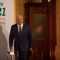 López Obrador cancela las mañaneras del 1 y 2 de noviembre por Día de Muertos y recita a Pellicer