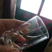 No tires los vasos de vidrio rotos: mirá cómo convertirlos en esto tan útil para tu hogar