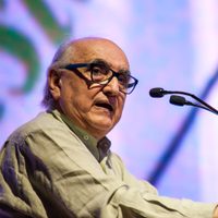 Detienen en la CDMX al analista Alfredo Jalife tras denuncia de Tatiana Clouthier por difamación