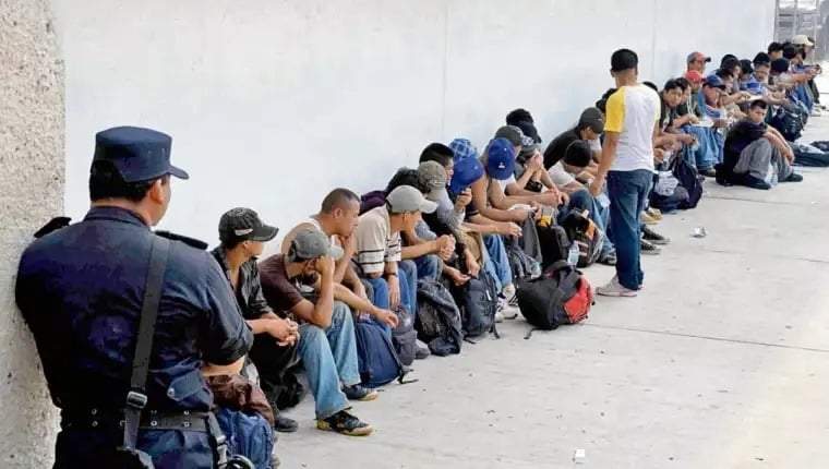 El gobierno de Biden desahoga el número de migrantes que llegan a su territorio enviándolos a México