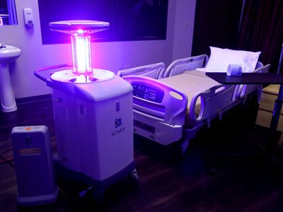 Cómo funciona el sistema ultravioleta para eliminar el coronavirus de interiores