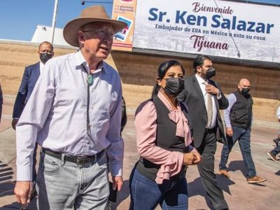 Asesinos de periodistas "van a tener que pagar": Ken Salazar