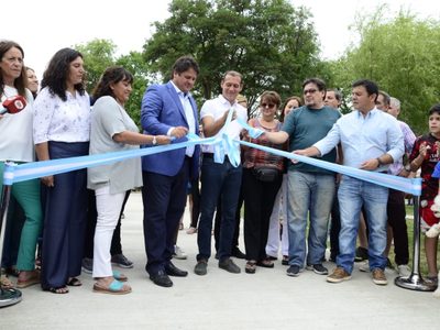 Mariano Gaido inauguró en el día de hoy las reformas del "balneario parque"
