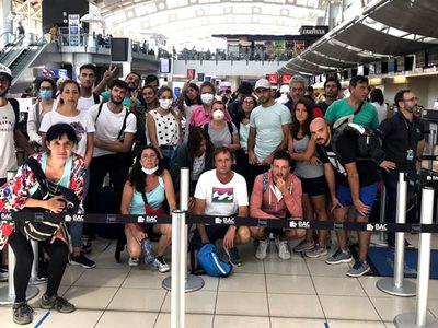 Vuelos humanitarios: Aerolíneas repatriará a unas 3000 personas en menos de diez días