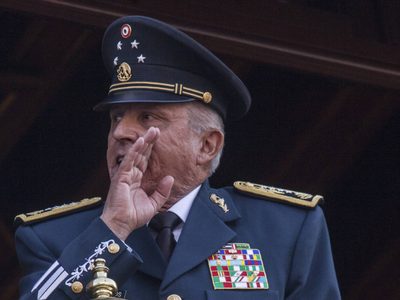 AMLO defiende difusión de expediente Cienfuegos; descarta riesgo en cooperación con EU