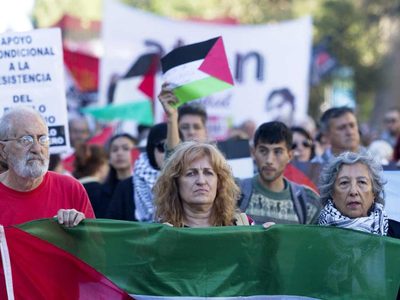 Organizaciones de Neuquén marcharon en apoyo al pueblo palestino en la Franja de Gaza