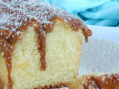 Prepárate un budín de dulce de leche casero con 4 ingredientes y sin batidora: para cualquier tarde de mates y antojos