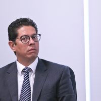 'Debemos aprender a vivir con la amenaza de que EU salga del TLCAN”: Baker