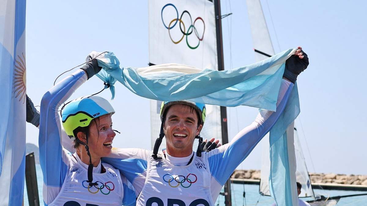 Mateo Majdalani y Eugenia Bosco alcanzaron la medalla de plata olímpica. Fuente: (X)