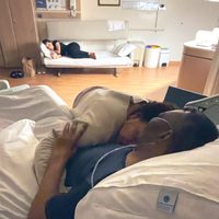 La hija de Pelé publica una foto junto a su padre y asegura que siguen "en la lucha"