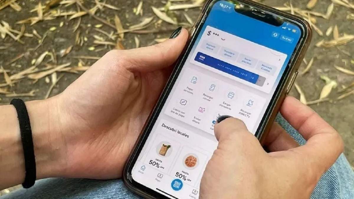 Luego de hackear el teléfono celular le sustrajeron más de un millón de pesos. Fuente: (Mejor Informado)