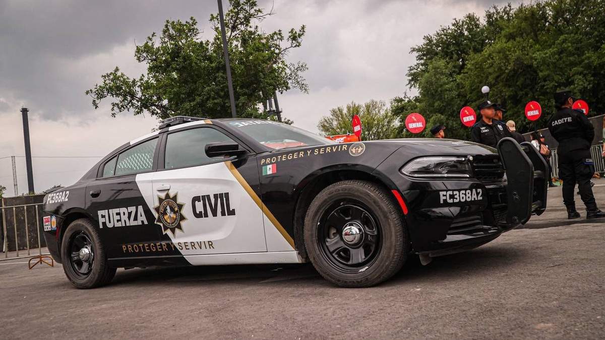 Una patrulla de la Fuerza Civil