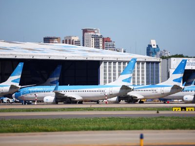 Nuevo paro de pilotos de Aerolíneas Argentinas: cuándo y cómo afectarán los servicios
