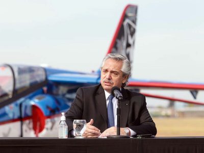 El Gobierno pidió información sobre aviones de guerra supersónicos a Rusia: qué señala el documento