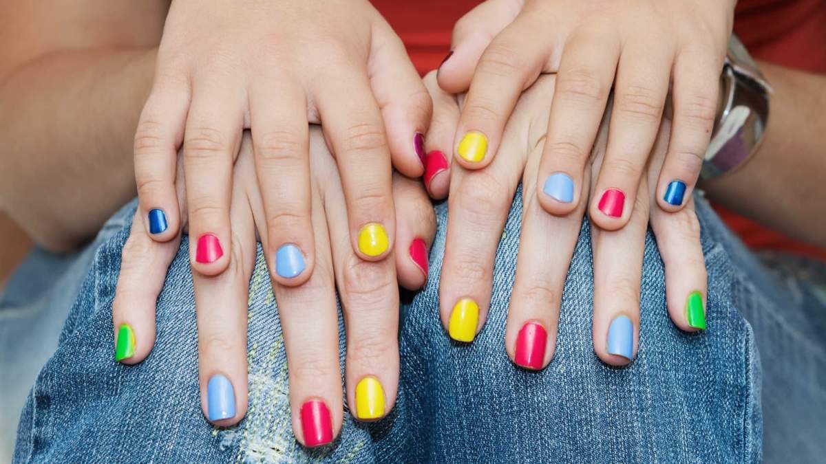 Uñas gelish. Fuente: (Instagram)
