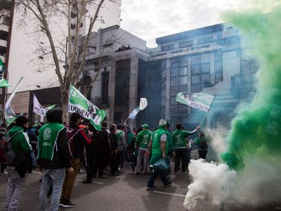 Por la crisis tributaria, empleados estatales neuquinos se pierden el aumento trimestral