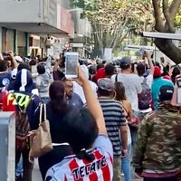 Policías y pepenadores se enfrentan en Guadalajara; 67 detenidos (Videos)