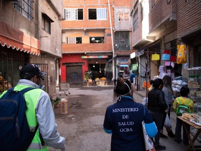 Coronavirus: hay casi 900 casos confirmados en los barrios vulnerables de la Ciudad