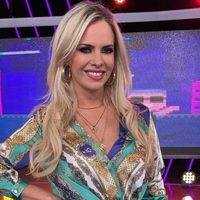 ¿Se escapan? Alejandra Maglietti luce bikini menor a su talla y... ¡ya fue, se vio nomás!
