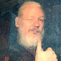López Obrador le dejó una carta a Joe Biden en la que pide por la liberación de Julian Assange
