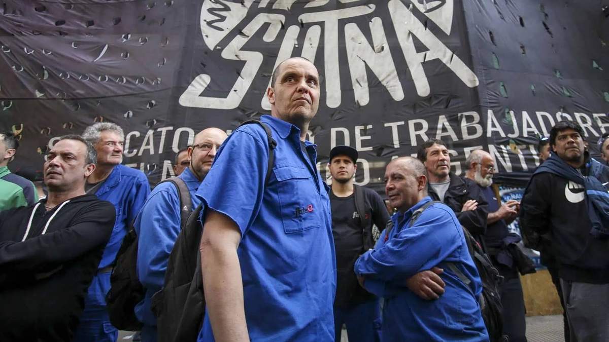 El Sutna rechaza los despidos de Bridgestone. Fuente: (X)