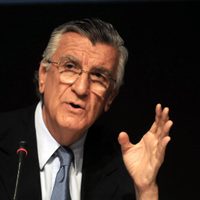 Internaron de urgencia al diputado José Luis Gioja