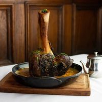 Osobuco al horno con vegetales: hacé esta receta con un sabor increíble y quedá como un verdadero chef