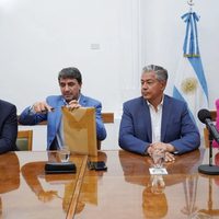 Fuego, ñoquis y rutas rumbo a los discursos de marzo