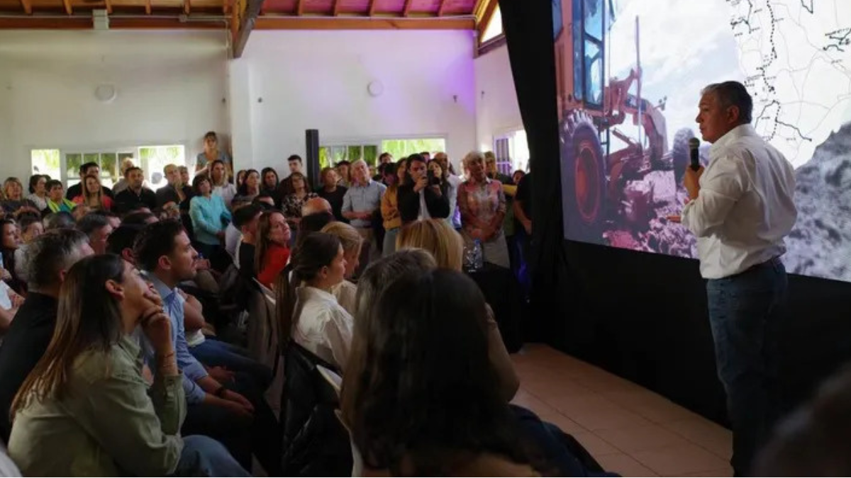 Figueroa encuentro de Comunidad
