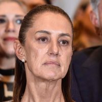 Sheinbaum revira a la UNAM: Nunca pedí que evaluaran mi tesis de licenciatura
