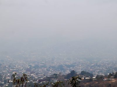 Suspenden clases en Chilpancingo por contaminación causada por incendios forestales