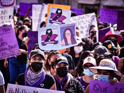 Marchan en Morelos por el feminicidio de Laura Yanet González