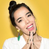 Beatriz Luengo habló sobre sus planes en el mundo de la música y en España