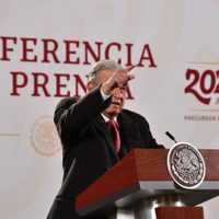 AMLO anuncia gira en el país para explicar su reforma eléctrica