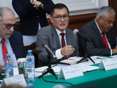 Fernando Moreno encabeza opiniones positivas para ser fiscal de la CDMX; Alcalde Luján va segunda
